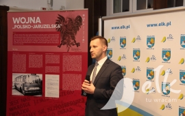 Celebrazione di anniversario dell'introduzione della legge marziale