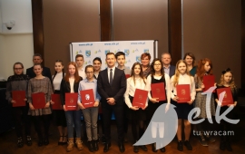 The best students have received scholarships for academic performance
