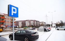 Più posti auto per le vespe. Jeziorna