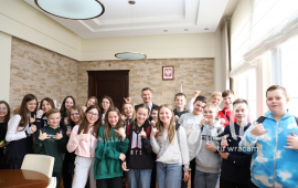 Młodzież w ełckim magistracie