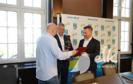 Leszek Marek Sobczak będzie dyrektorem SP nr 7 przez kolejne 5 lat.
