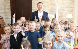 Przedszkolaki z wizytą w Urzędzie Miasta