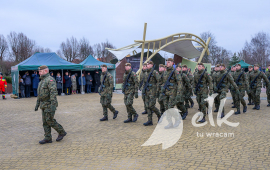 Zdjęcie: 75