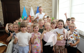 Dzieci w ratuszu