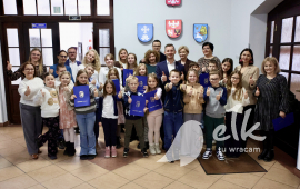 Ełcka młodzież "nakręciła się na adopcję"!